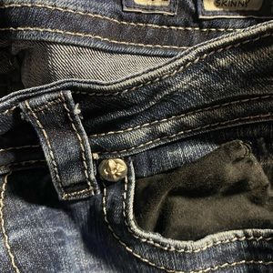 Miss Me cropped jeans